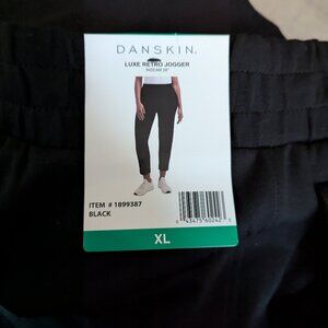 Danskin Luxe Retro Jogger - Classic Black XL